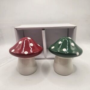 Mushroom Salt and Pepper Shaker Set Ceramic Red Green Toadstool Cottagecore